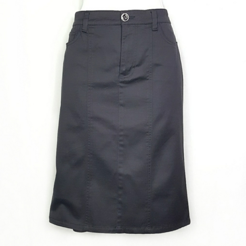 Bebe pencil skirt, deep black, size 10, women's skirt.